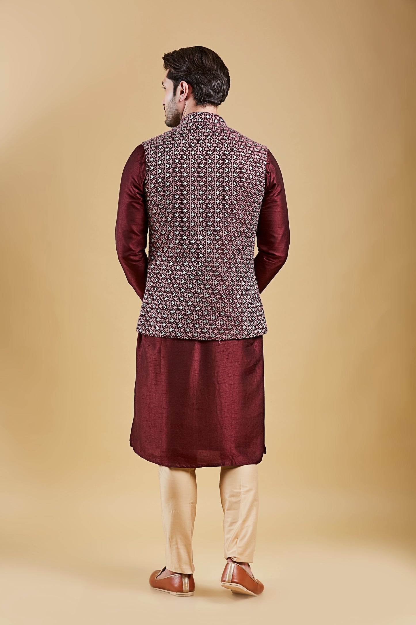 Wine Colour Bundi Set(ME-MBUS_JS-531)