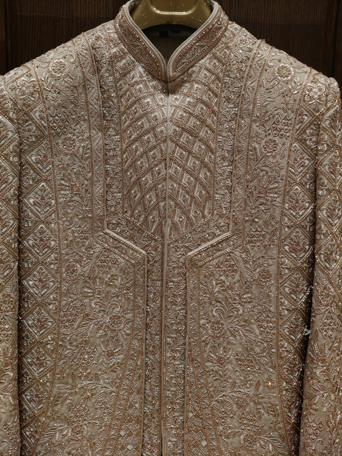 Cream Colour Sherwani(ME-MSRW_MZ 5191 Z K 1)
