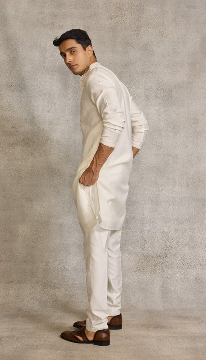 Cream Colour Kurta Set(ME-MKUS_SSK  22)