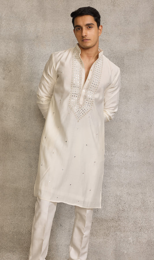 Cream Colour Kurta Set(ME-MKUS_SSK  22)
