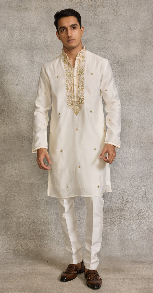 Cream Colour Kurta Set(ME-MKUS_SSK 37)