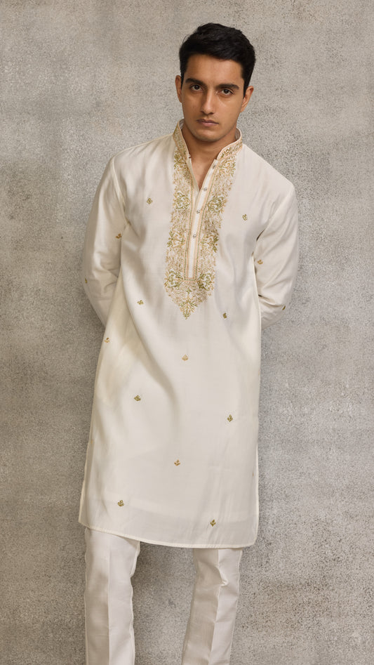 Cream Colour Kurta Set(ME-MKUS_SSK 37)