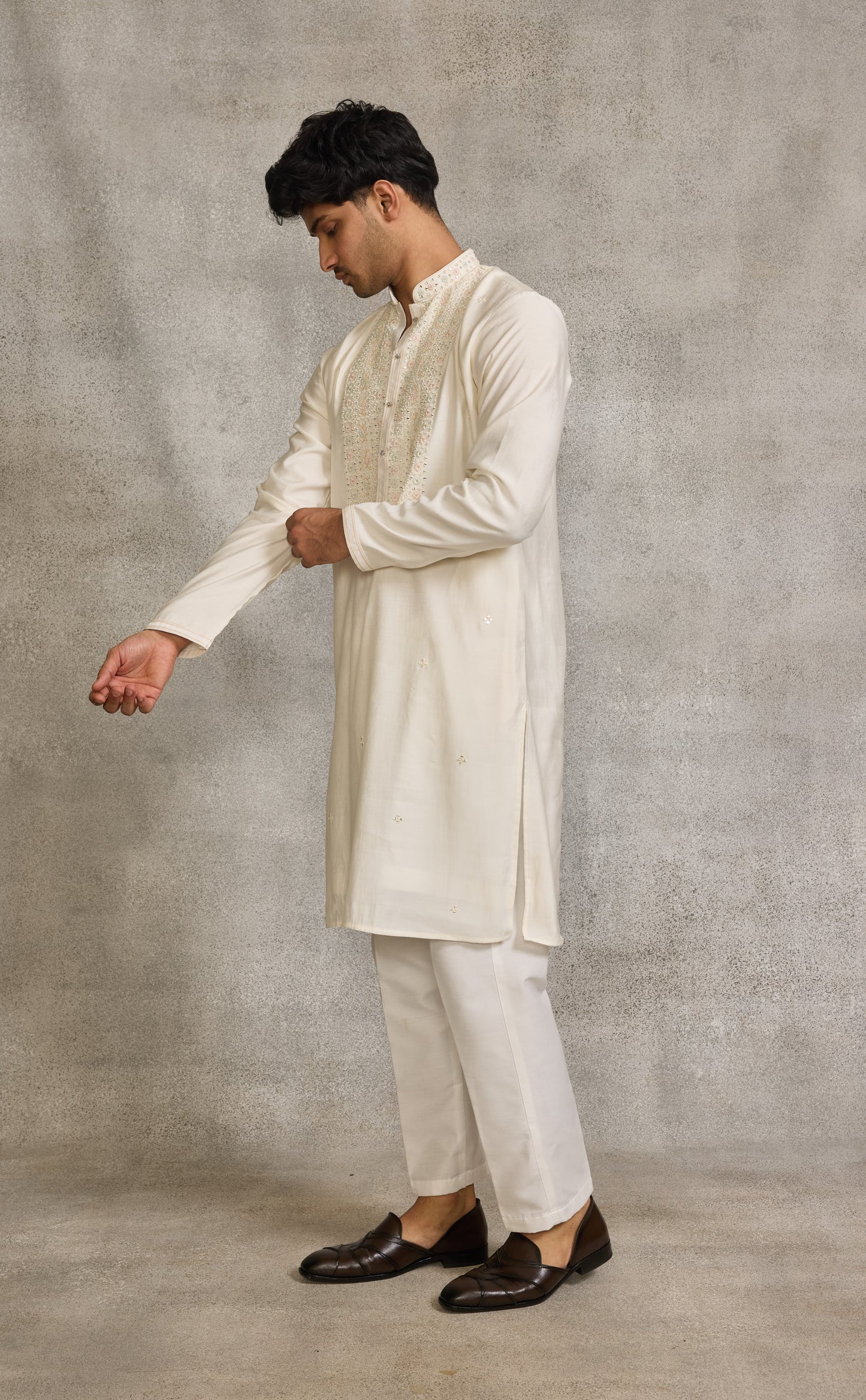 Cream Colour Kurta Set(ME-MKUS_SUD 04)