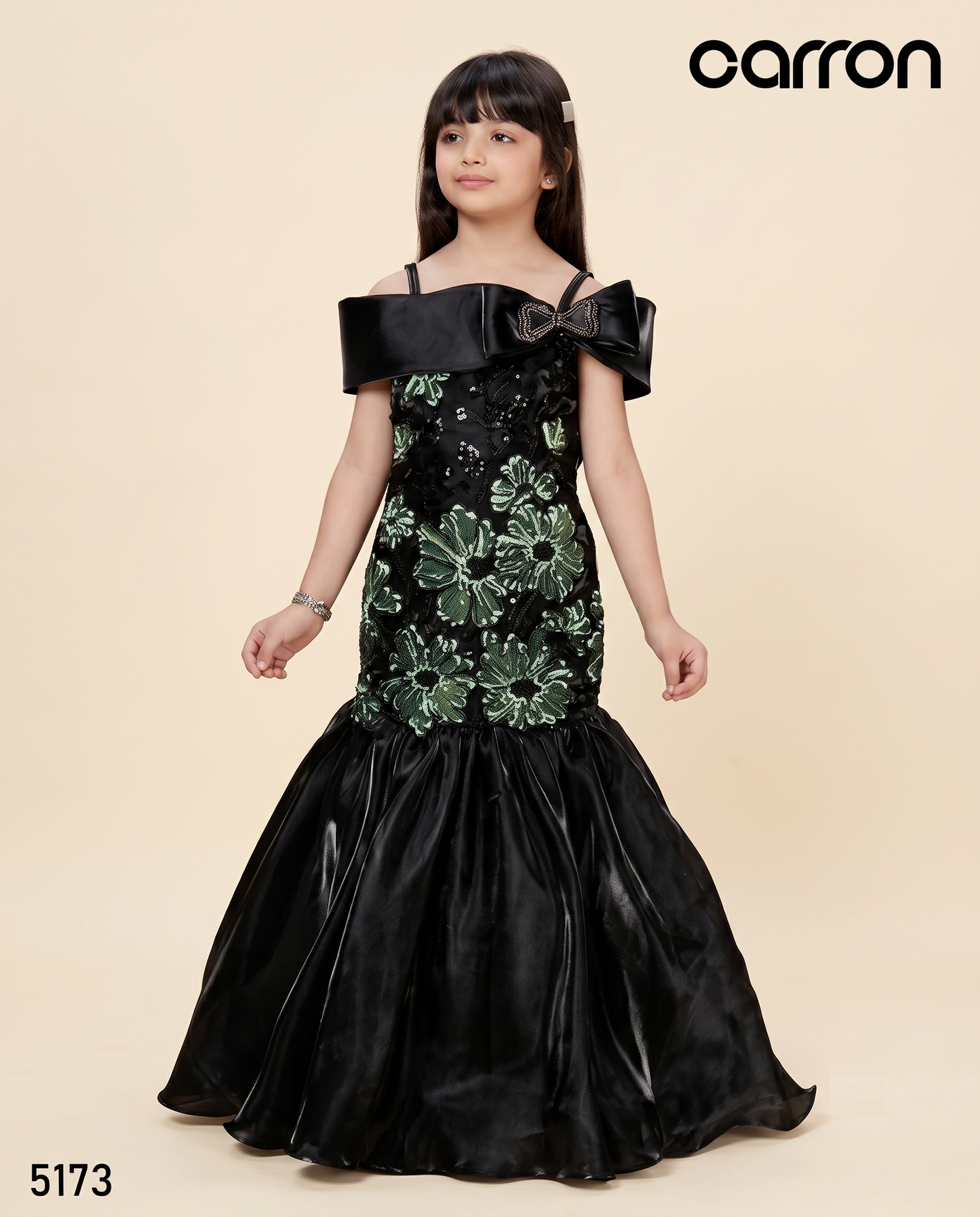 Black Colour  Gown(GE-GGWN_5173)