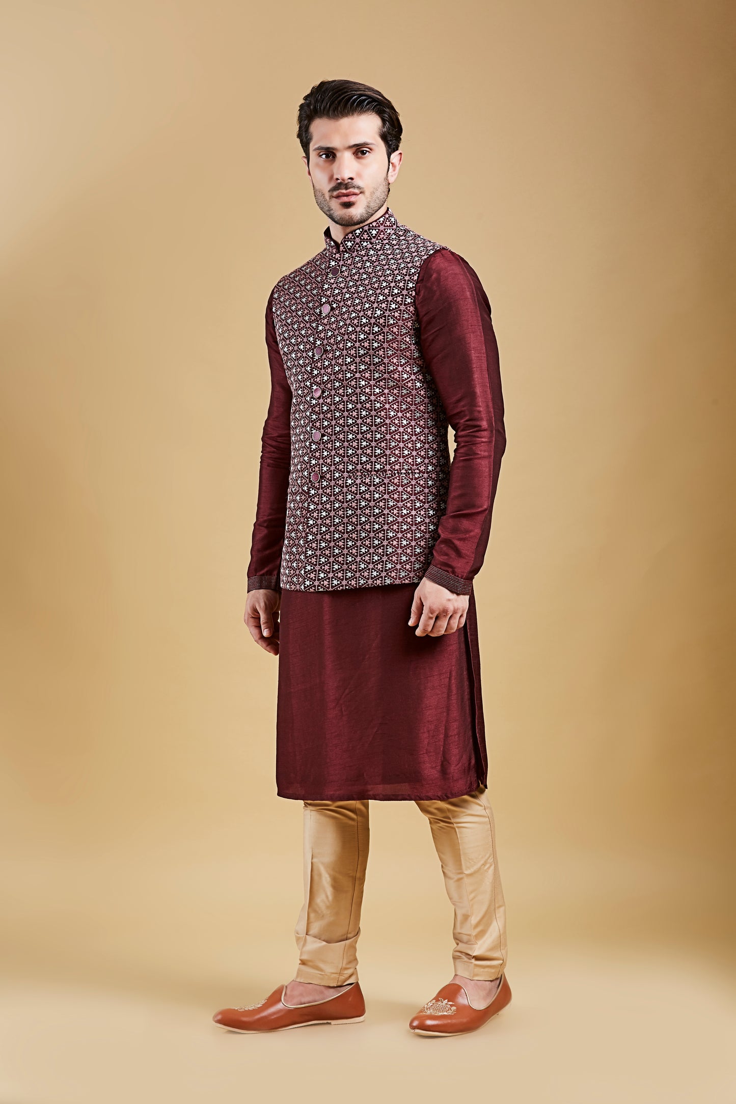 Wine Colour Bundi Set(ME-MBUS_JS-531)