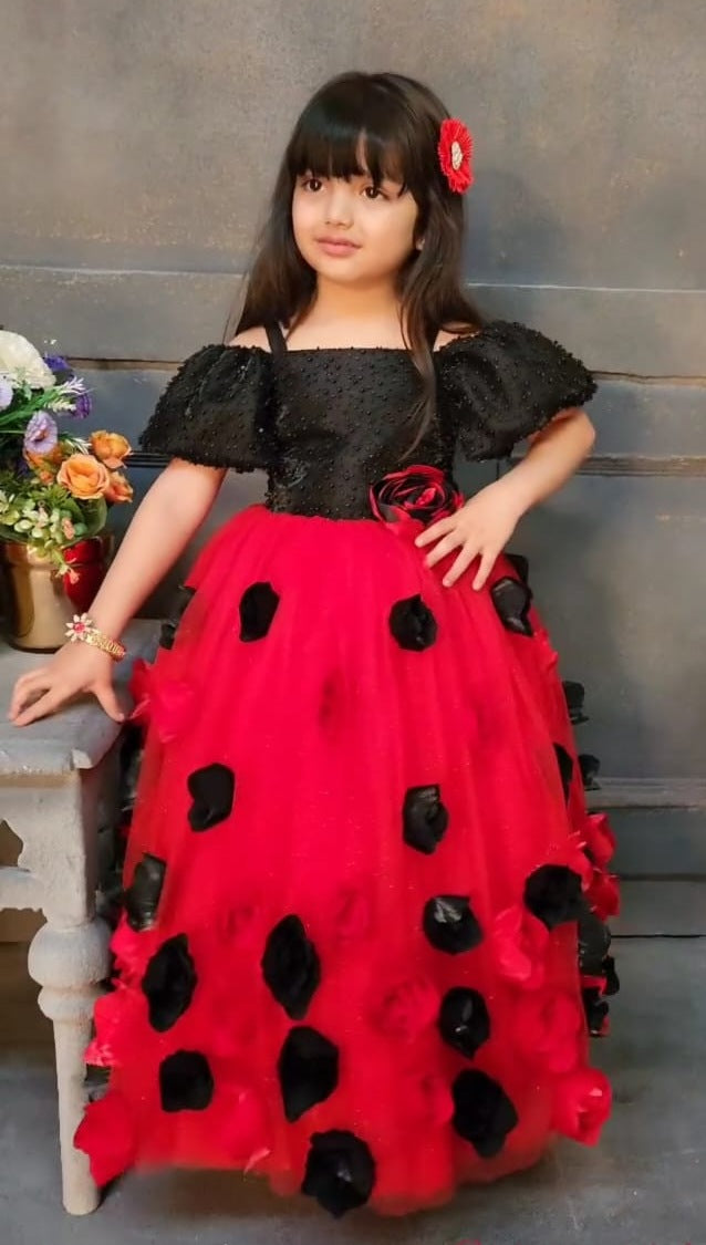 Red Colour Gown(GE-GGWN_5067)