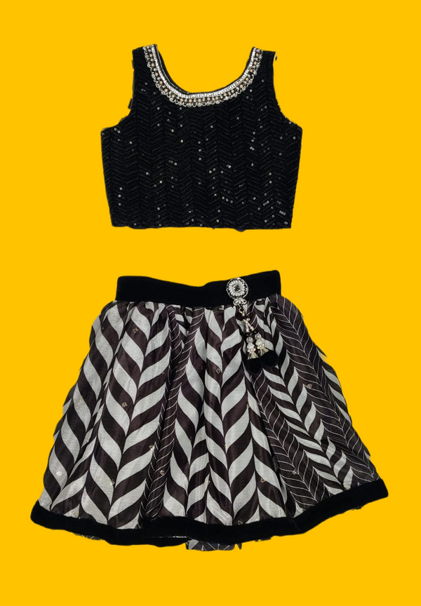 Black Clour Skirt Blouse(GC-GSKT_7464)