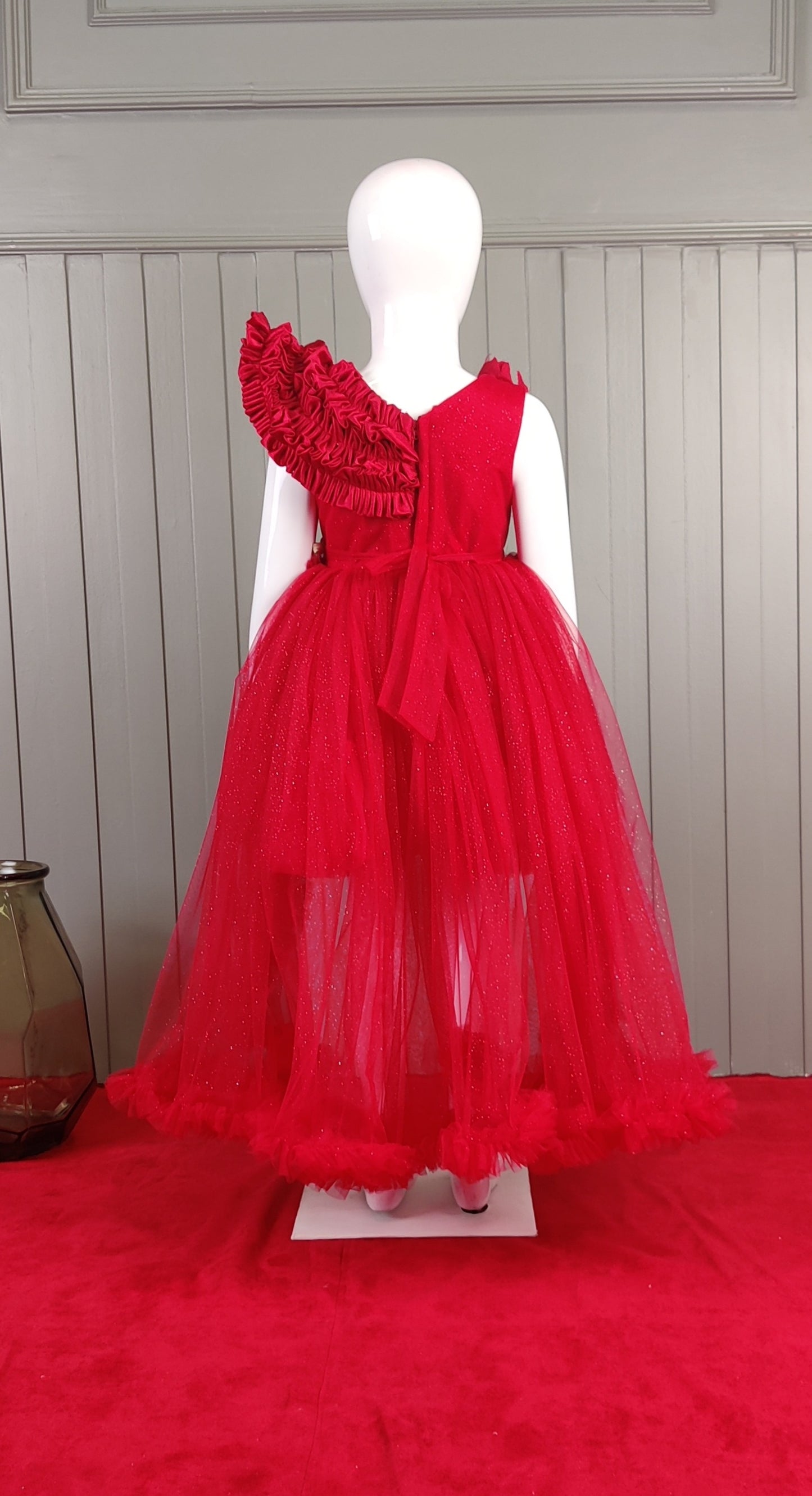 Red Colour Gown(GE-GGWN_2020)